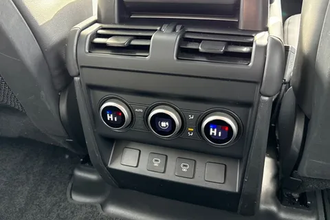 KW74HFC Land Rover Defender 110 3.0 D350 X-Dynamic HSE 5dr Thumbnail #20