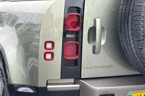 KW74HFC Land Rover Defender 110 3.0 D350 X-Dynamic HSE 5dr Thumbnail #21