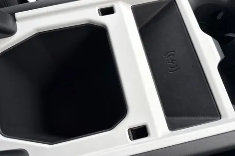 KW74HFC Land Rover Defender 110 3.0 D350 X-Dynamic HSE 5dr Thumbnail #46