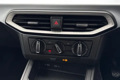 KP75VCC SEAT Ibiza 1.0 TSI SE Technology Euro 6 (s/s) 5dr Thumbnail #23