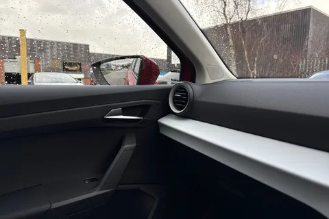 KP75VCC SEAT Ibiza 1.0 TSI SE Technology Euro 6 (s/s) 5dr Thumbnail #31