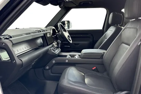 KK24LDY Land Rover Defender 90 3.0 D350 X 3dr Thumbnail #4