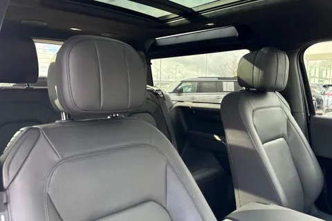 KK24LDY Land Rover Defender 90 3.0 D350 X 3dr Thumbnail #23