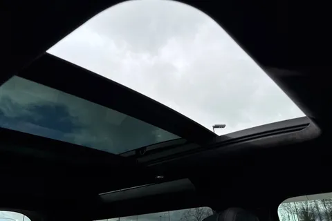 KK24LDY Land Rover Defender 90 3.0 D350 X 3dr Thumbnail #33