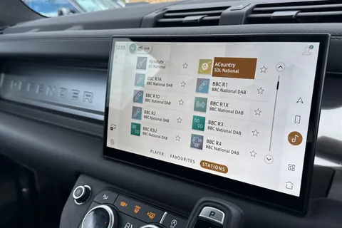 KK24LDY Land Rover Defender 90 3.0 D350 X 3dr Thumbnail #36