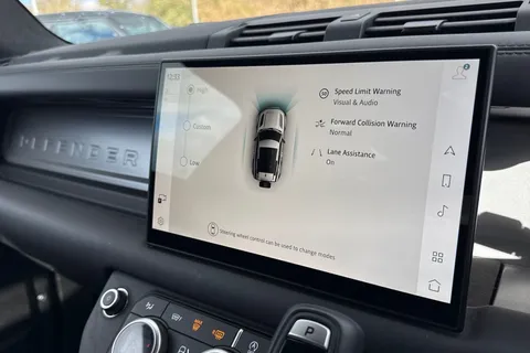 KK24LDY Land Rover Defender 90 3.0 D350 X 3dr Thumbnail #42