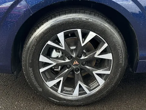 DC75BAV CUPRA Terramar 1.5 eTSI 150 V1 5dr DSG **DELIVERY MILEAGE | UNDER £40K LIST PRICE** Thumbnail #7