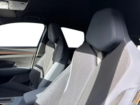 DC75BAV CUPRA Terramar 1.5 eTSI 150 V1 5dr DSG **DELIVERY MILEAGE | UNDER £40K LIST PRICE** Thumbnail #11