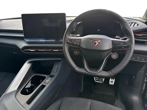 DC75BAV CUPRA Terramar 1.5 eTSI 150 V1 5dr DSG **DELIVERY MILEAGE | UNDER £40K LIST PRICE** Thumbnail #13