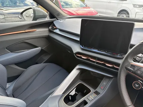 DC75BAV CUPRA Terramar 1.5 eTSI 150 V1 5dr DSG **DELIVERY MILEAGE | UNDER £40K LIST PRICE** Thumbnail #15