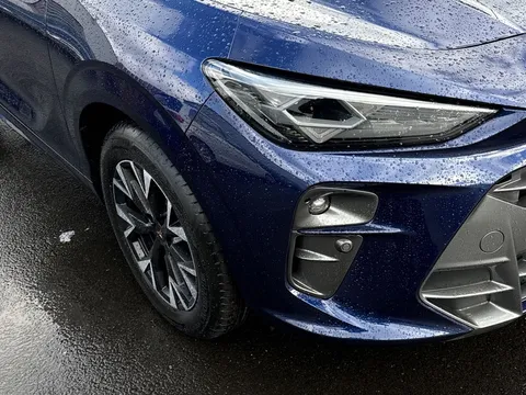 DC75BAV CUPRA Terramar 1.5 eTSI 150 V1 5dr DSG **DELIVERY MILEAGE | UNDER £40K LIST PRICE** Thumbnail #17