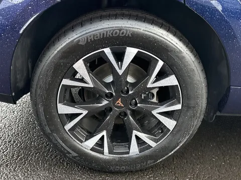 DC75BAV CUPRA Terramar 1.5 eTSI 150 V1 5dr DSG **DELIVERY MILEAGE | UNDER £40K LIST PRICE** Thumbnail #23