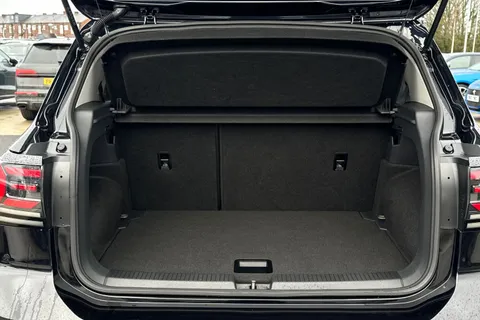 6 of 43 for Volkswagen T-Cross 1.0 TSI 115 Match 5dr DSG **17' ALEXANDRIA ALLOYS**