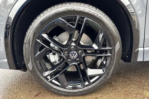  Volkswagen Tiguan 1.5 eTSI MHEV R-Line DSG Euro 6 (s/s) 5dr Thumbnail #10