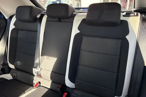 YM21XUC Volkswagen T-Roc 1.5 TSI EVO SEL 5dr ⭐Rear view camera, Space saving spare wheel⭐ Thumbnail #20