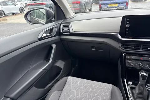 19 of 43 for Volkswagen T-Cross 1.0 TSI 115 Match 5dr DSG **17' ALEXANDRIA ALLOYS**