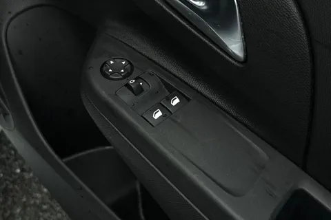 21 of 52 for Vauxhall Corsa 1.2 SE Nav Euro 6 5dr