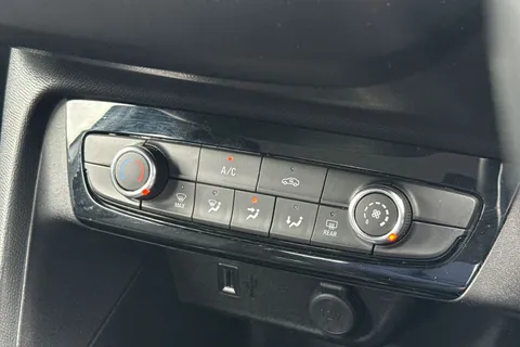 22 of 52 for Vauxhall Corsa 1.2 SE Nav Euro 6 5dr