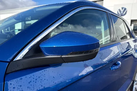 YM21XUC Volkswagen T-Roc 1.5 TSI EVO SEL 5dr ⭐Rear view camera, Space saving spare wheel⭐ Thumbnail #32