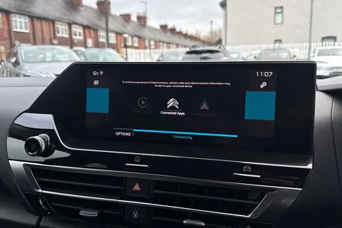 KM71ODX Citroën C4 1.5 BlueHDi Shine Euro 6 (s/s) 5dr Thumbnail #32