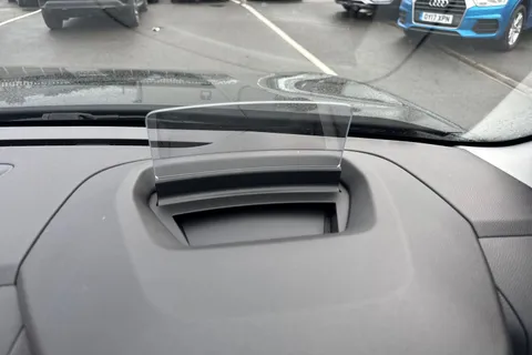 KM71ODX Citroën C4 1.5 BlueHDi Shine Euro 6 (s/s) 5dr Thumbnail #34