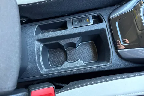 YM21XUC Volkswagen T-Roc 1.5 TSI EVO SEL 5dr ⭐Rear view camera, Space saving spare wheel⭐ Thumbnail #41