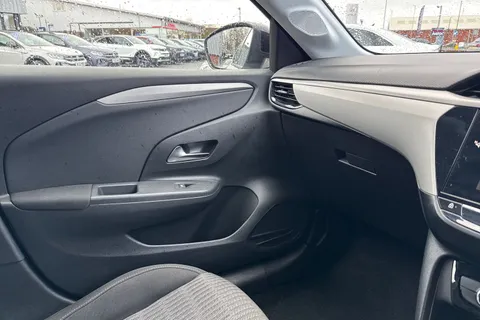 42 of 52 for Vauxhall Corsa 1.2 SE Nav Euro 6 5dr