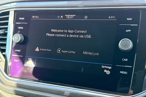 YM21XUC Volkswagen T-Roc 1.5 TSI EVO SEL 5dr ⭐Rear view camera, Space saving spare wheel⭐ Thumbnail #52