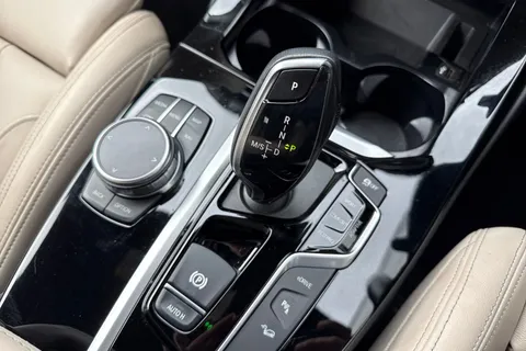 BK71EHD BMW X3 2.0 30e 12kWh M Sport Auto xDrive Euro 6 (s/s) 5dr Thumbnail #21