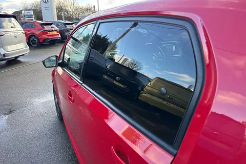 32 of 56 for Volkswagen Up! 1.0 115PS Up GTI 5dr ⭐Climate Control, Beats Sound, Cruise & Park Pack⭐