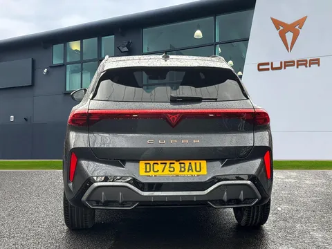 DC75BAU CUPRA Terramar 1.5 eTSI 150 V1 5dr DSG **DELIVERY MILEAGE | UNDER £40K LIST PRICE** Thumbnail #5