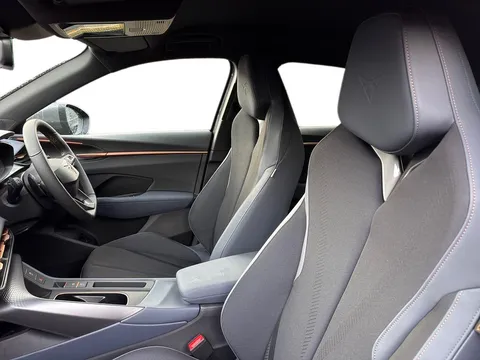 DC75BAU CUPRA Terramar 1.5 eTSI 150 V1 5dr DSG **DELIVERY MILEAGE | UNDER £40K LIST PRICE** Thumbnail #11