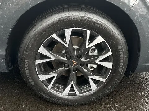 DC75BAU CUPRA Terramar 1.5 eTSI 150 V1 5dr DSG **DELIVERY MILEAGE | UNDER £40K LIST PRICE** Thumbnail #23