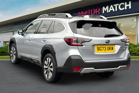 BG73UKW Subaru Outback 2.5i Touring Lineartronic 4WD Euro 6 (s/s) 5dr Thumbnail #3