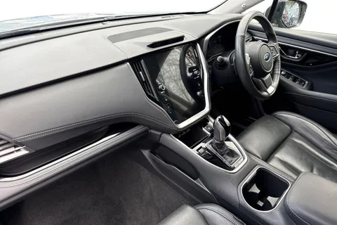 BG73UKW Subaru Outback 2.5i Touring Lineartronic 4WD Euro 6 (s/s) 5dr Thumbnail #9