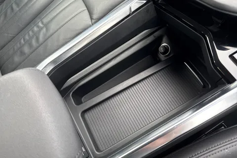 NL20WVT Audi e-tron 50 Technik Auto quattro 5dr 71.2kWh Thumbnail #58