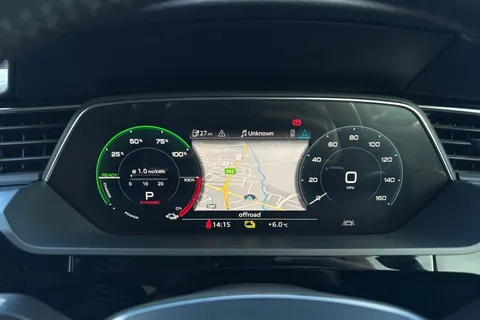 46 of 59 for Audi e-tron 50 Technik Auto quattro 5dr 71.2kWh