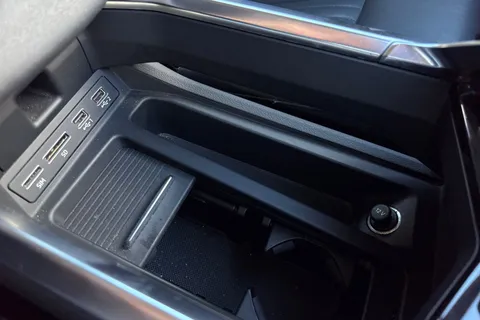 55 of 59 for Audi e-tron 50 Technik Auto quattro 5dr 71.2kWh