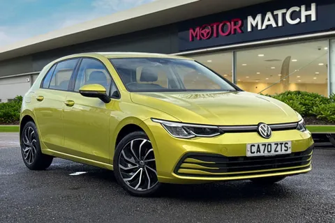 CA70ZTS Volkswagen Golf 1.5 eTSI MHEV Life DSG Euro 6 (s/s) 5dr Thumbnail #2