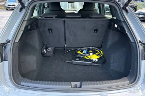 PN73NZU Audi Q4 e-tron Q4  Sport 35 e-tron  125,00 kW Thumbnail #7