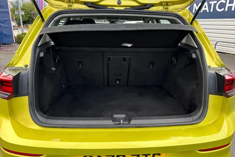 CA70ZTS Volkswagen Golf 1.5 eTSI MHEV Life DSG Euro 6 (s/s) 5dr Thumbnail #7