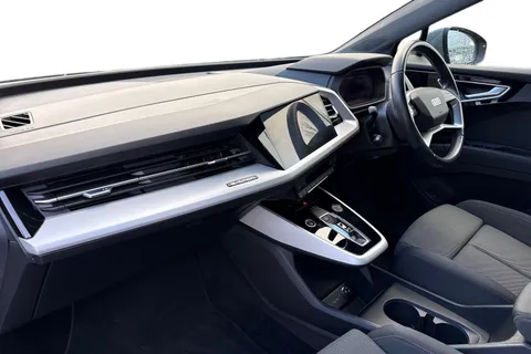 PN73NZU Audi Q4 e-tron Q4  Sport 35 e-tron  125,00 kW Thumbnail #15