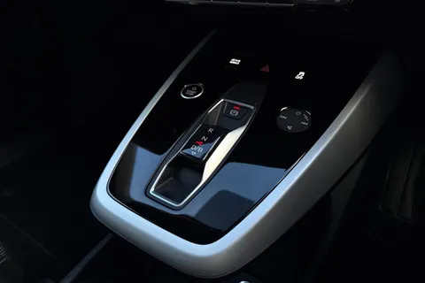 PN73NZU Audi Q4 e-tron Q4  Sport 35 e-tron  125,00 kW Thumbnail #23