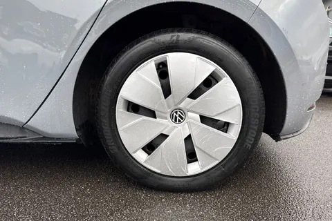 23 of 50 for Volkswagen ID.3 Pro 58kWh Life Auto 5dr