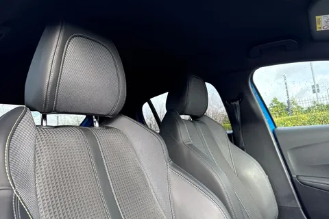 CY22CVG PEUGEOT e-208 50kWh GT Auto 5dr (7kW Charger) Thumbnail #25