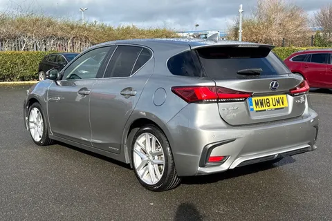 30 of 64 for Lexus Ct 1.8 200h Luxury CVT Euro 6 (s/s) 5dr