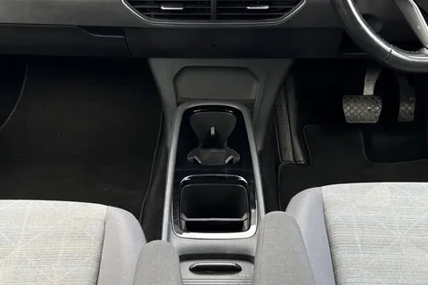 33 of 50 for Volkswagen ID.3 Pro 58kWh Life Auto 5dr