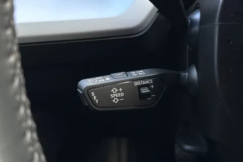 PN73NZU Audi Q4 e-tron Q4  Sport 35 e-tron  125,00 kW Thumbnail #35