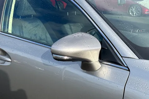 37 of 64 for Lexus Ct 1.8 200h Luxury CVT Euro 6 (s/s) 5dr