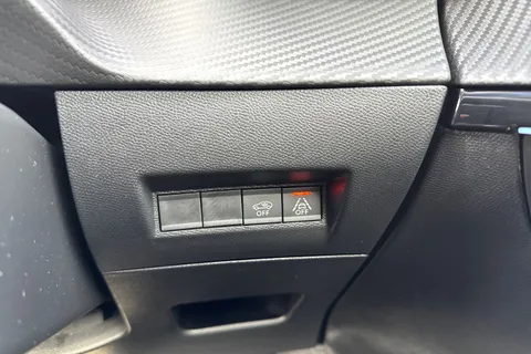 CY22CVG PEUGEOT e-208 50kWh GT Auto 5dr (7kW Charger) Thumbnail #44